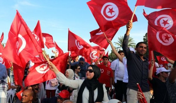 مروری  بر چالش‎های اقتصادی و سیاسی تونس در پرس تی وی