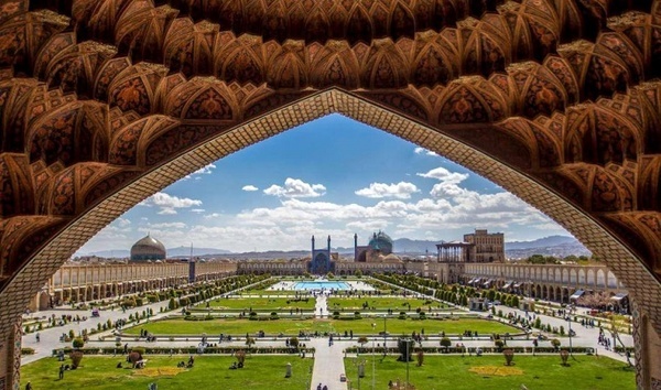 انعکاس نقش جهان در رادیو اصفهان