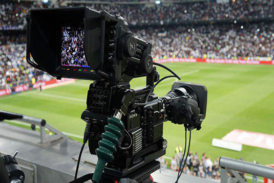 بودجه وزارت ورزش از طرف دولت تامین شود، نه از حق پخش تلویزیونی