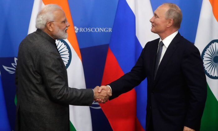 سیاست‌های هند در مواجهه با روسیه و کشمیر