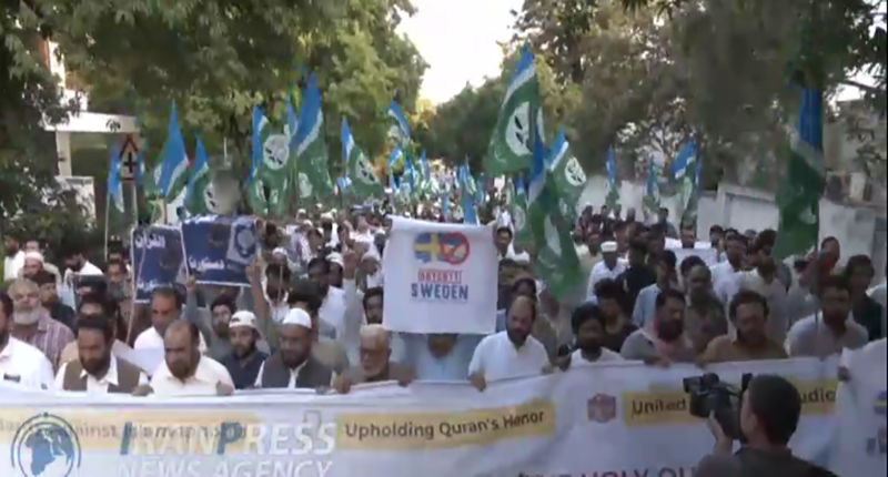 اعتراض مسلمانان پاکستان به هتک حرمت به قرآن کریم در سوئد