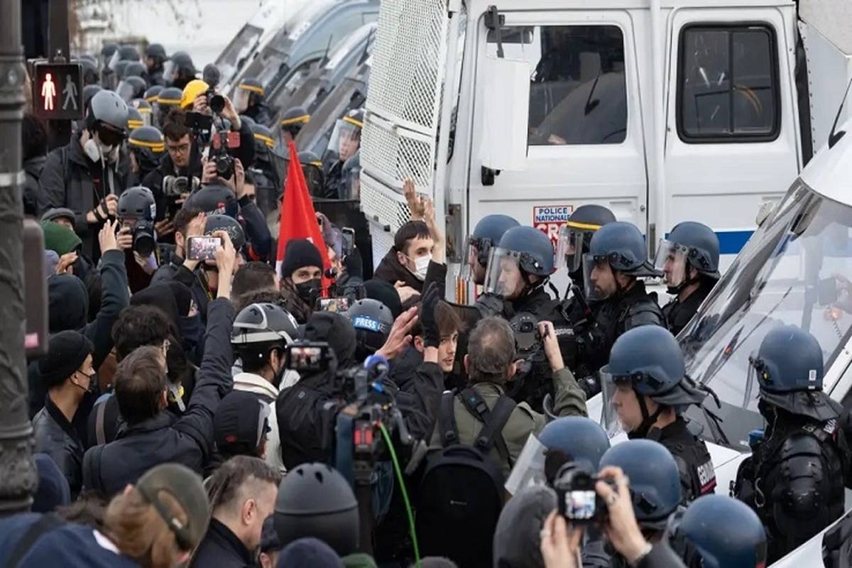 اعتراضات اخیر در فرانسه