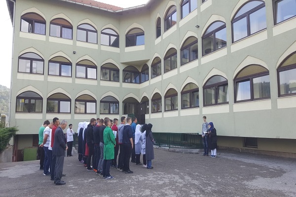 موسس نخستین کالج «فارسی بوسنیایی» میهمان ویژه شبکه سحر