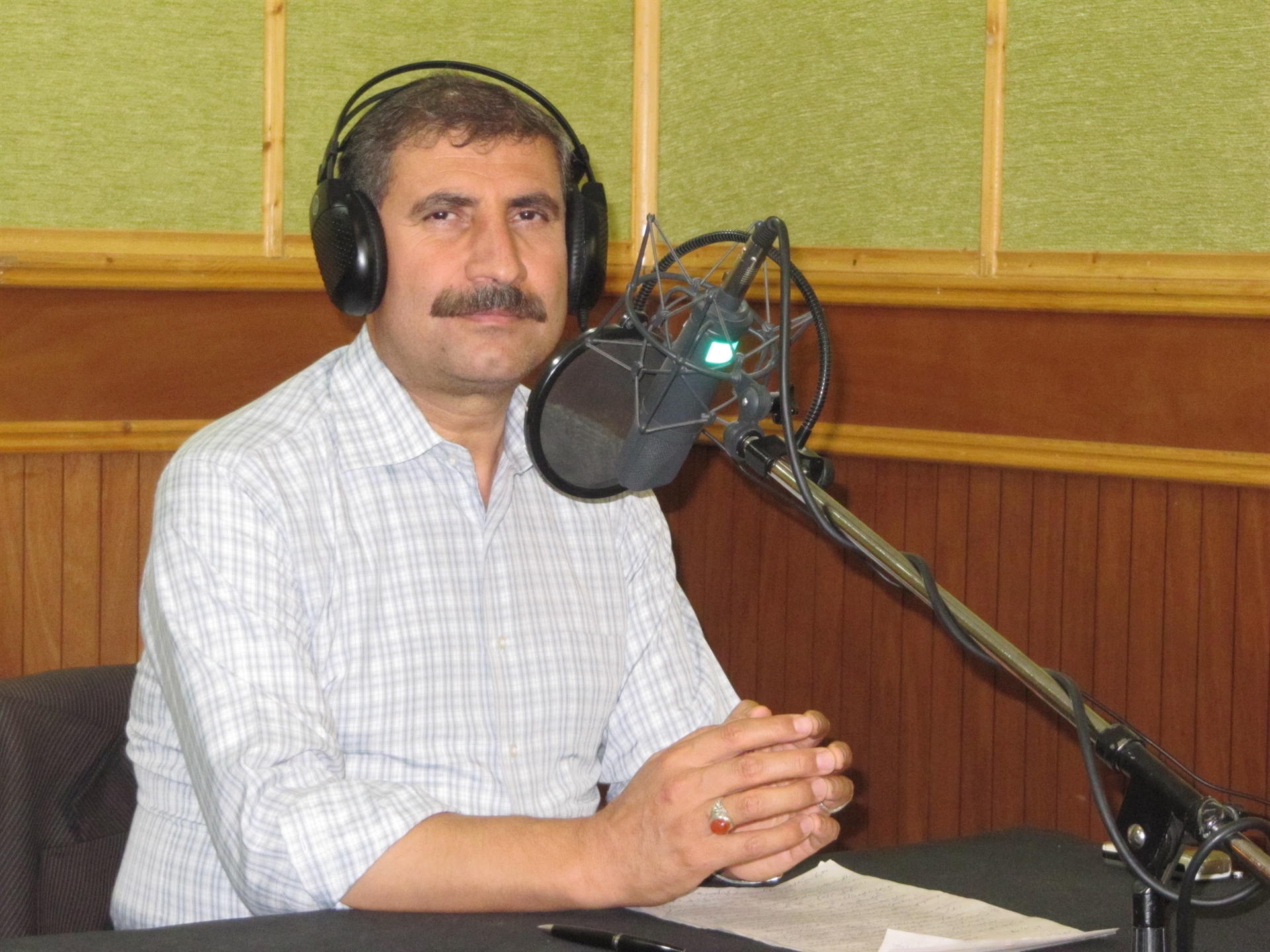 پخش آهنگ‌های اصیل ایرانی درخواستی مخاطبان از رادیو ایلام