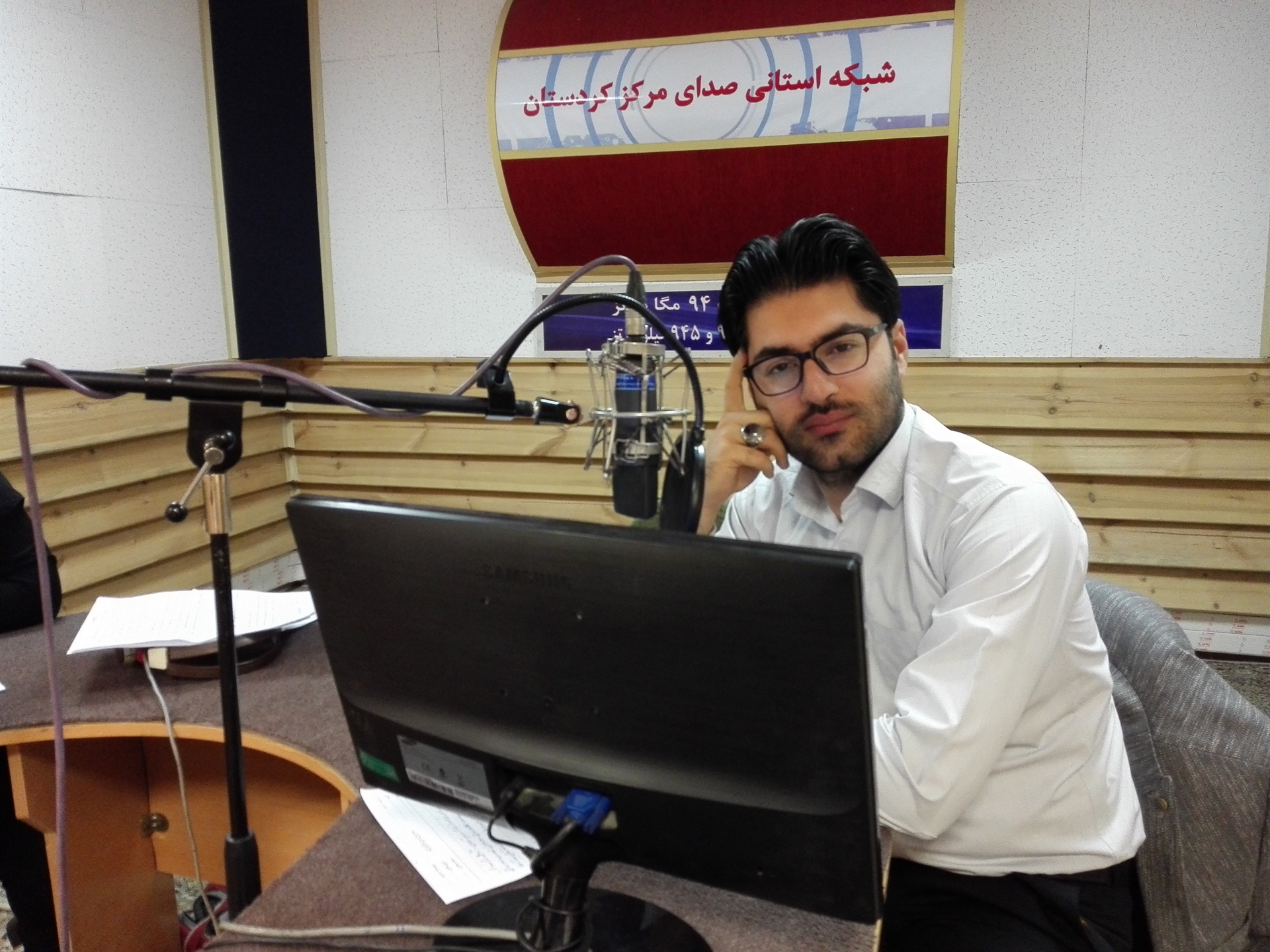 بزرگداشت روز خبرنگار در «چند متر زیر صفر» رادیو کردستان