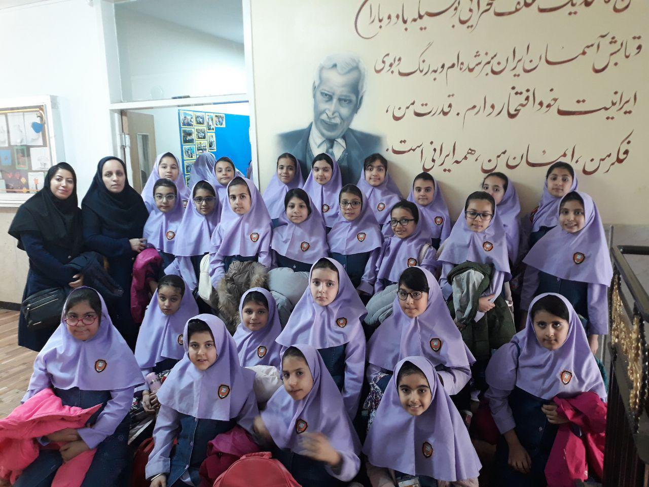 معرفی مدرسه باغچه‌ بان در «ایران»