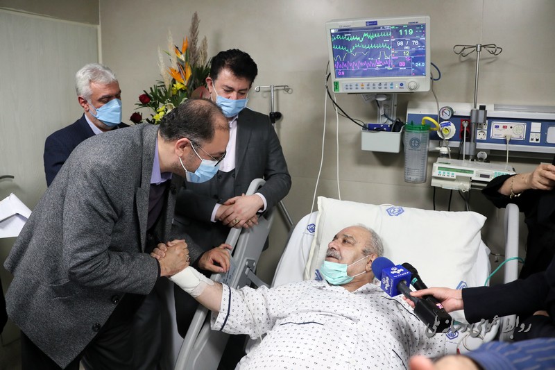 عیادت مدیرکل روابط عمومی رسانه ملی از محمد کاسبی/ آقای بازیگر فردا از بیمارستان مرخص می‌شود